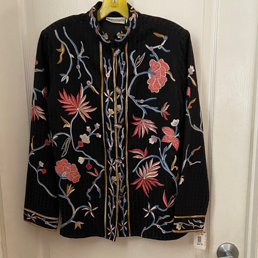 Embroidered Black Floral Blazer